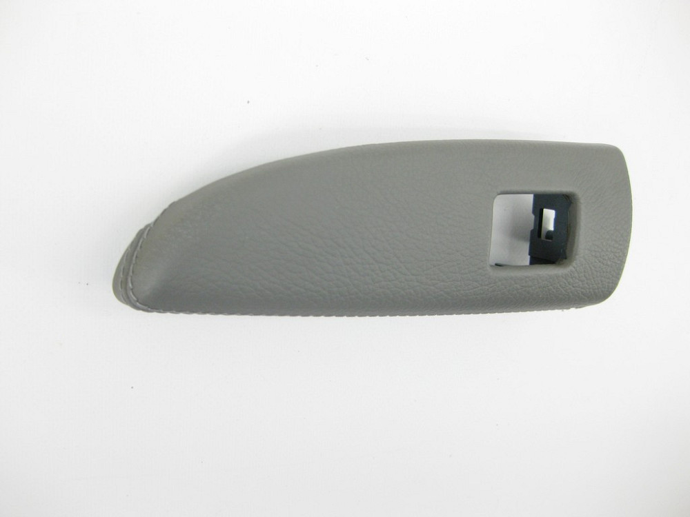 Mercedes-Benz  A2217200689 7H91 Облицювання сіра шкіра кнопки склопідйомника на передній правій дверній карті S-Class W221 Одесса - изображение 5