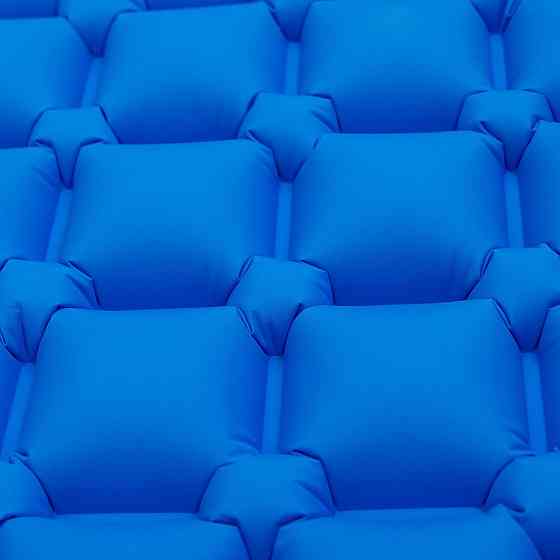 Надувний туристичний матрас для палатки 190х55 см, синій Київ