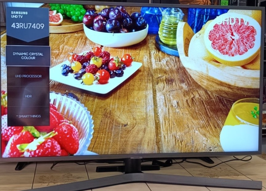 Телевизор Samsung 43