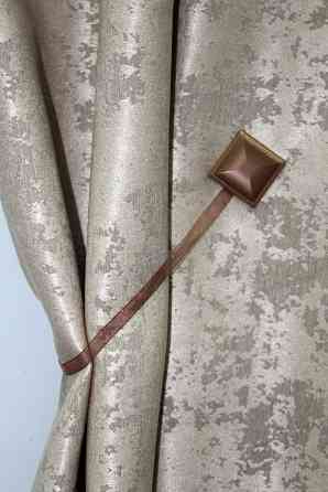 Магніти (2шт, пара) для штор, гардин "Квадрат" колір злотистий з коричневим 211м 81-122 Київ