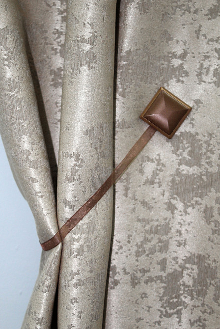 Магніти (2шт, пара) для штор, гардин "Квадрат" колір злотистий з коричневим 211м 81-122 Київ - фото 2