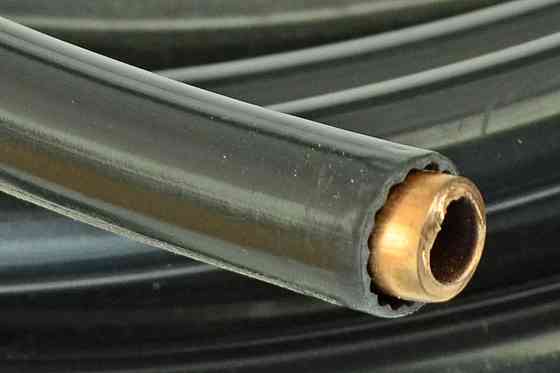 Трубка 8 мм в пластиковой оплетке 1 м Словения медная Мукачево