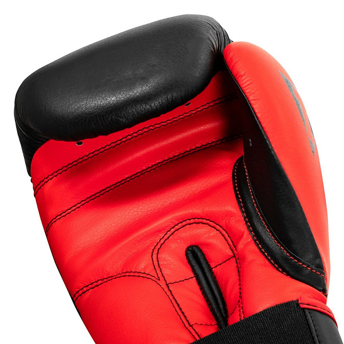 Боксерські рукавиці TITLE Boxing Dynamic Strike Black/Red 12 oz (бинти 4м. у комплекті) Кам'янське - фото 8