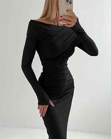 Женское силуэтное платье трансформер с открытыми плечами трикотаж Одесса