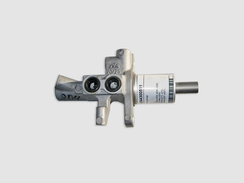 Mercedes-Benz  A2044300501 Головний гальмівний циліндр C-Class W204 E-Class W212 C207 GLK X204 Одесса - изображение 1