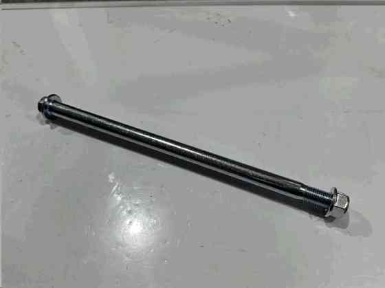 Ось колеса переднего V150A Мукачево