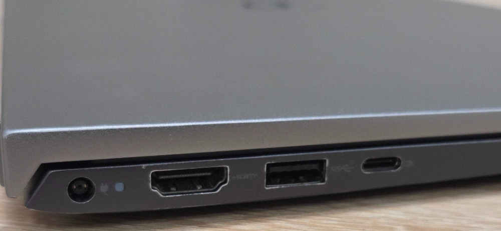 Ноутбук Dell Vostro 15.6