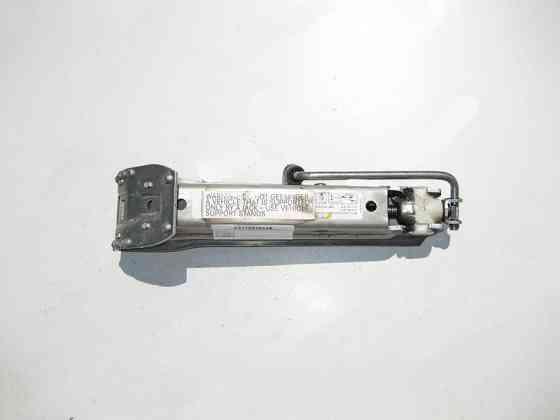 Mercedes-Benz  A2215830115 Домкрат S-Class W221 CL C216 E-Class W212 C207 CLS C218 CLK C209 Одеса