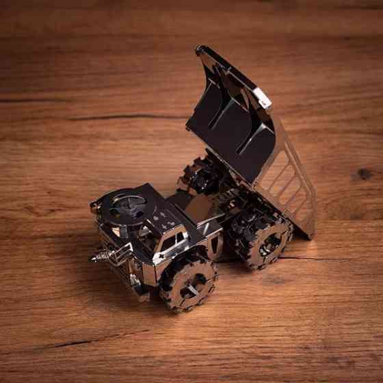 Колекційна модель-конструктор Metal Time Quarry Transporter Кар'єрний самоскид механічний (MT014) Харків