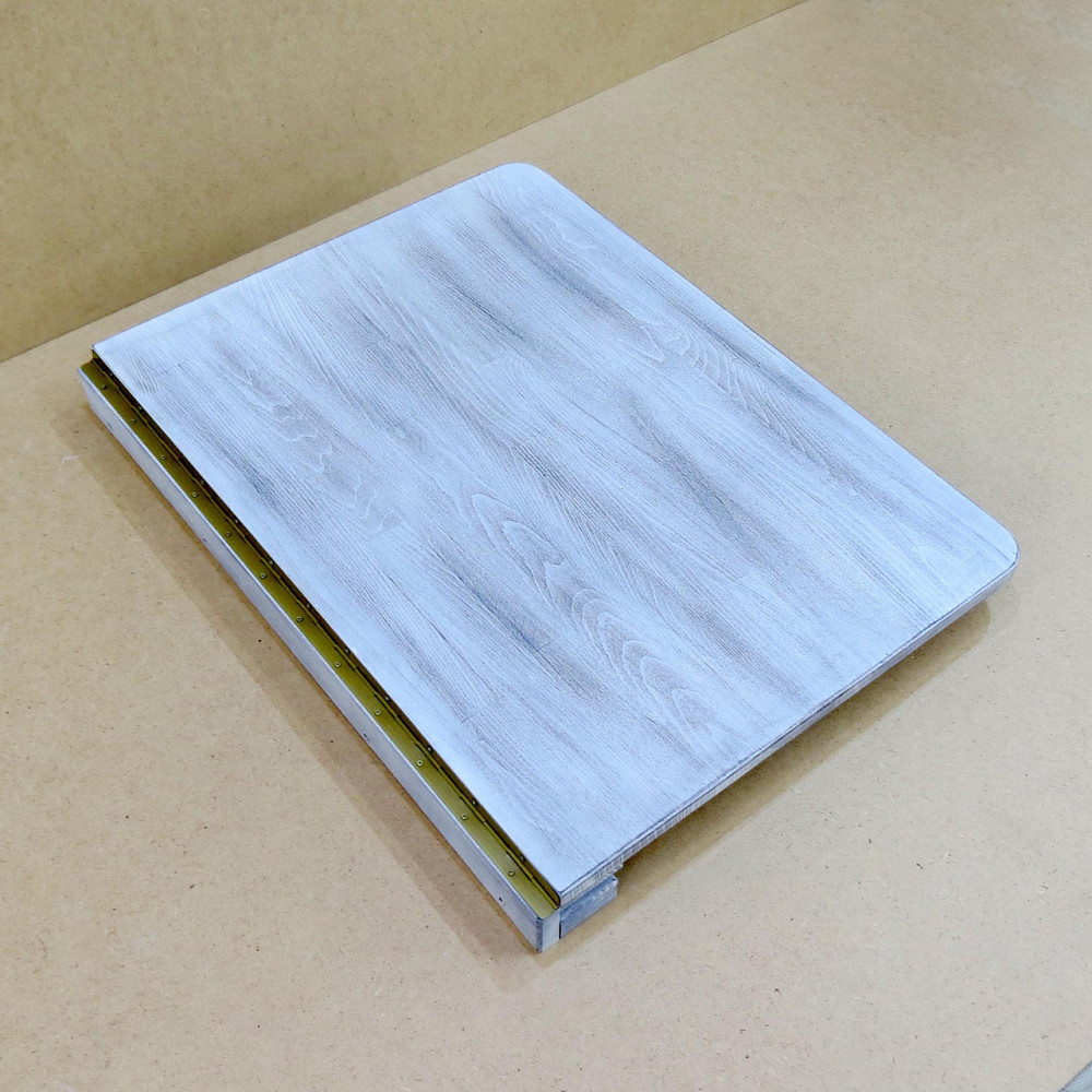 Настенный складной столик 