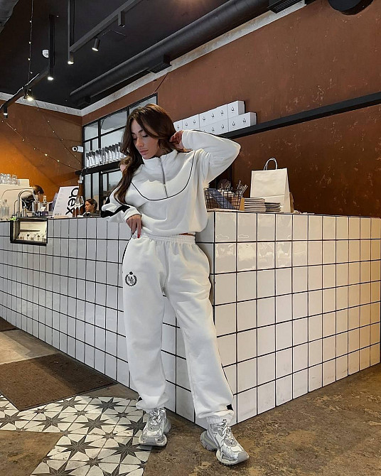 Жіночий теплий прогулянковий костюм-двійка з кантом тринитка на флісі Білий, 46/48 Одеса - фото 1