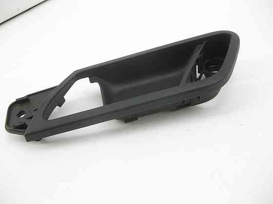 Mercedes-Benz  A2517660164 9051 Облицювання внутрішньої ручки відкриття передніх лівих дверей чорна R-class short W251 R-class long V251 Одеса