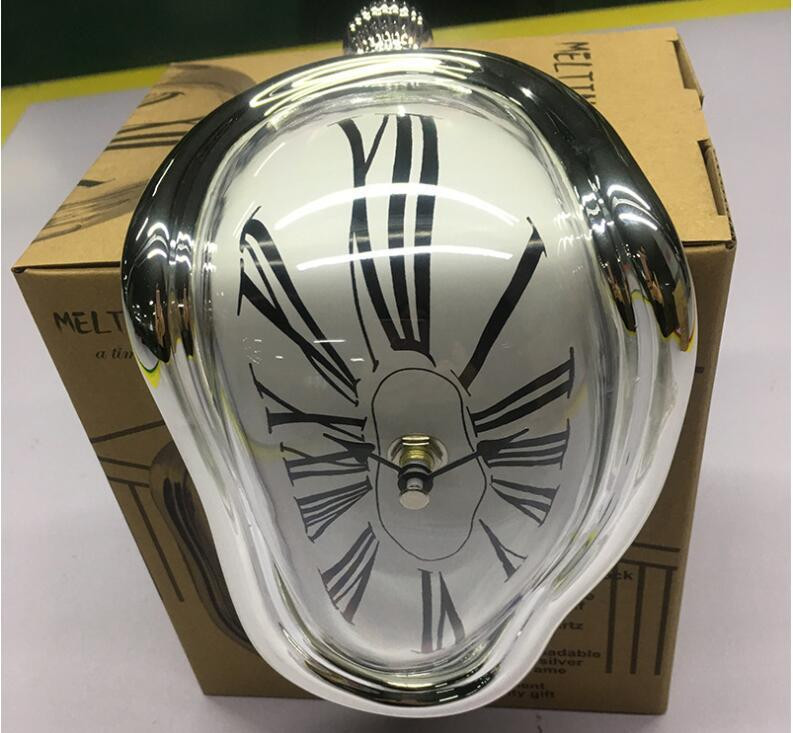 Годинник на поличку для дома Сальвадор Дали Витікає час золоті, срібні Кременчук - фото 9