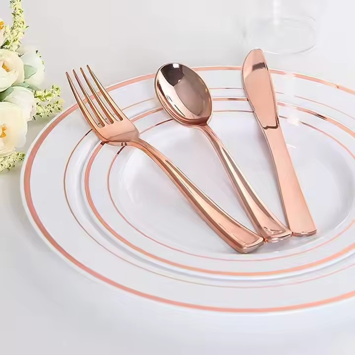 Набор пластиковых столовых приборов 18 шт качественных (ножи,вилки, ложки).Многоразовая посуда, розовое золото Каменец-Подольский - изображение 3