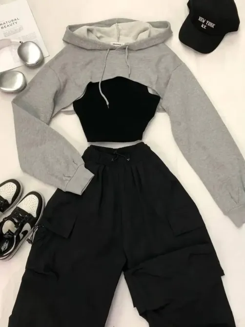 Жіноча стильна прогулянковий  кроп-худі двонитка Одеса - фото 3