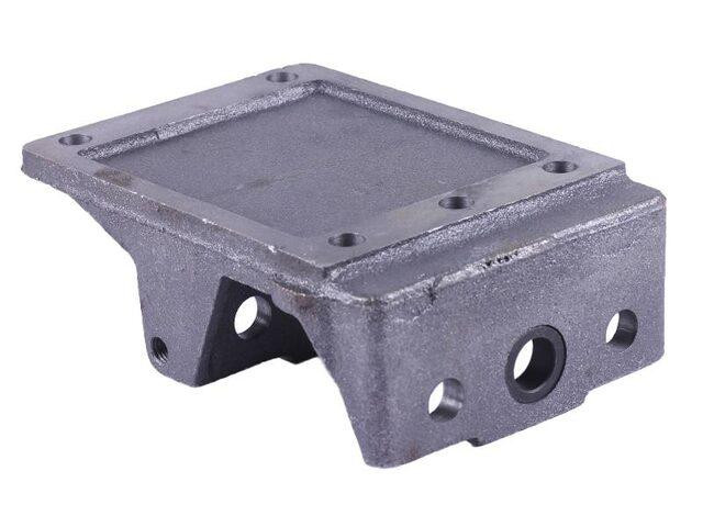 Крышка задняя корпуса КПП на КПП/6 Мукачево - изображение 2