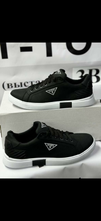 Чоловічі кросівки з натуральної шкіри Харьков