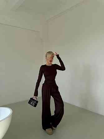 Жіночий базовий прогулянковий костюм двійка: лонгслів і штани турецький мікродайвінг Одеса