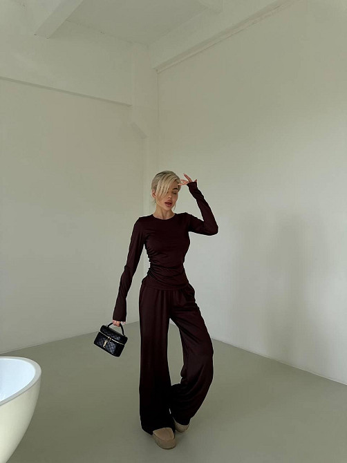 Жіночий базовий прогулянковий костюм двійка: лонгслів і штани турецький мікродайвінг Одеса - фото 3