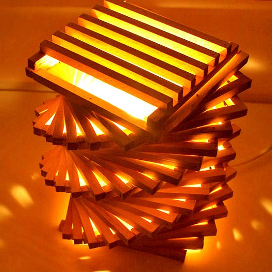 Светильник настольный 