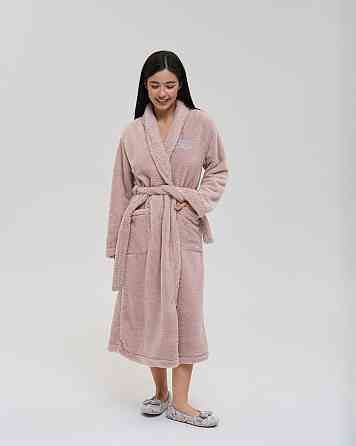 Теплий однотонний жіночий халат Nicoletta Queen — Велюрсофт 94118 Київ