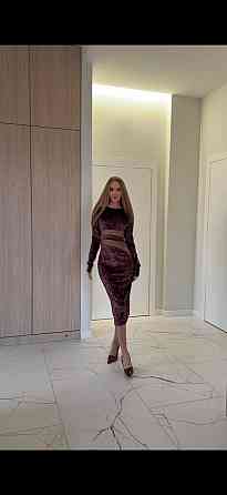 Женское праздничное, притягательное, миди платье из мягкого бархата с вставками сетки с камушками Сливовый, 44/46 Одесса