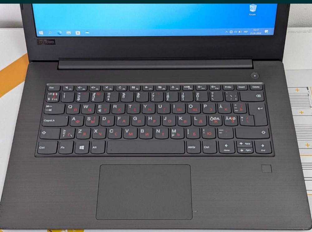 Ноутбук: Lenovo V330-14IKB. Киев - изображение 3