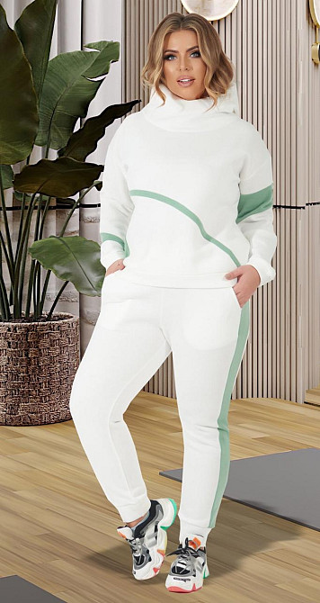 Стильный тёплый костюм на флисе (42) Киев - изображение 2