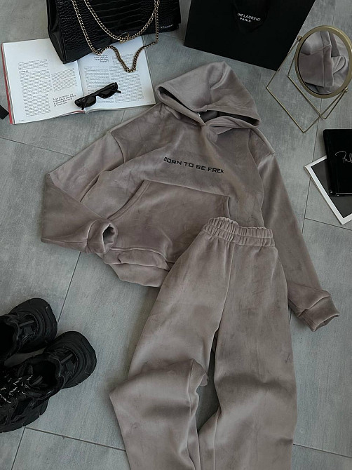 Стильний жіночий теплий костюм зі щільного двостороннього велюру. моко, 46/48 Одеса - фото 1