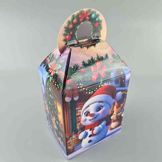 Новогодняя подарочная картонная упаковка для конфет (700грм) №232 