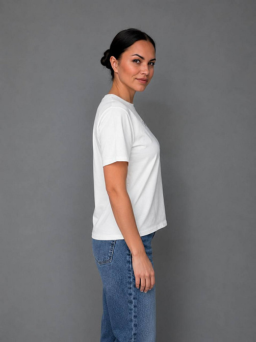 Футболка женская A-NIUSHOW 30166 с бантиком из камней оверсайз one size, белый, one size Киев - изображение 3