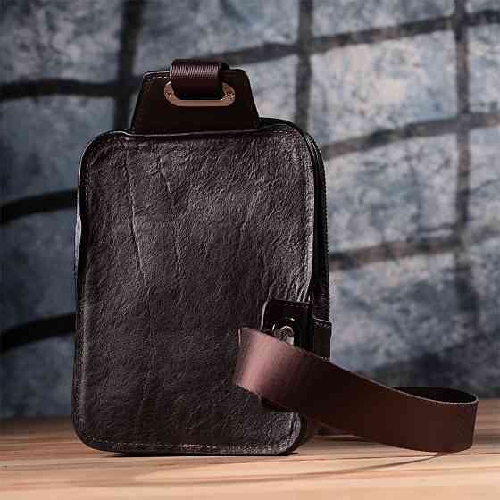 Мужская прямоугольная сумка бананка из гладкой натуральной кожи GRANDE PELLE 22880 Коричневый Киев