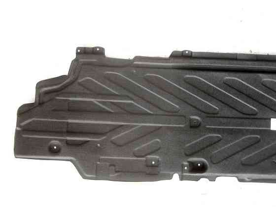 Mercedes-Benz  A2056840218 Захист днища бічний правий C-Class W205 з тріщинами Одесса