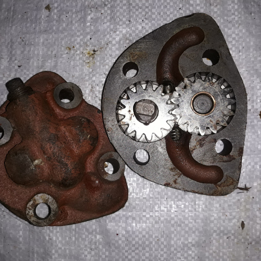 Масляный насос коробки передач 200-1704010 ЯАЗ-204,ЯАЗ-206 Харьков - изображение 1