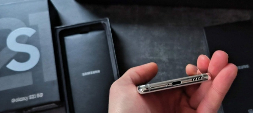 Топовий: Смартфон Samsung S21 8/128Gb. 2SIM. Київ - фото 1