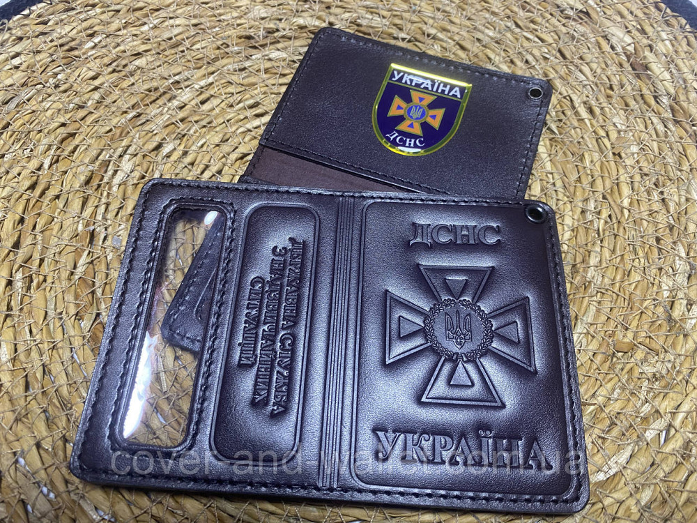 Шкіряна обкладинка на пластикове посвідчення ДСНС із шевроном Червоний крейзі Київ - фото 9