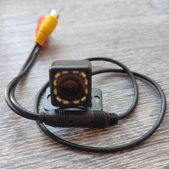 Камера заднего вида Е365 с LED подсветкой и кабелем 15м Киев