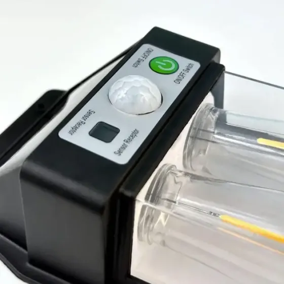 Настенный уличный светильник с солнечной панелью, фонарь с датчиком на движение SOLAR WALL LAMP YX-777 Black Коломия