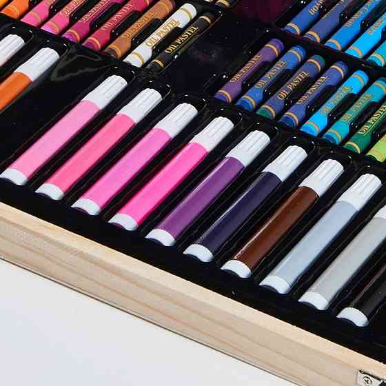 Большой художественный набор для рисования 220 предметов в деревянном кейсе для детей и взрослых творчество Киев