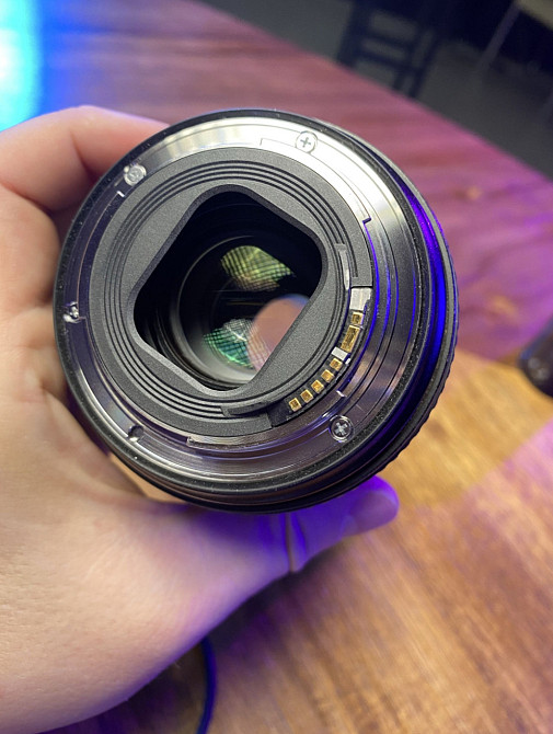 Canon EF 24-105mm f/4L IS II USM – профессиональный объектив (б/у) Киев - изображение 4