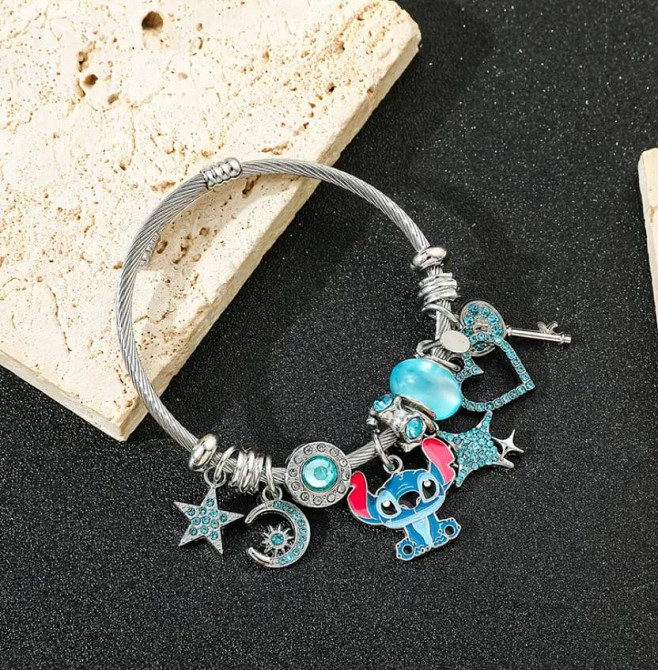 Браслет Стич с шармами и кристаллами |Браслет из цинкового сплава, голубой Киев - изображение 4