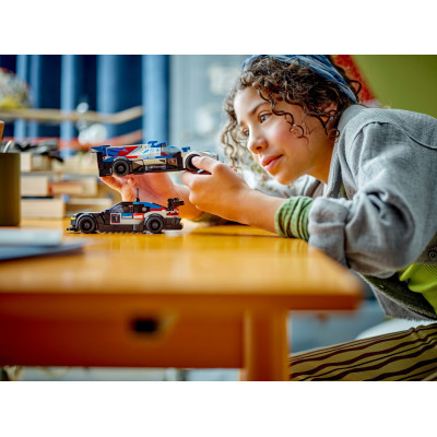 Конструктор LEGO Speed Champions Гоночні автомобілі BMW M4 GT3 та BMW M Hybrid V8 676 деталей (76922) Вінниця - фото 9