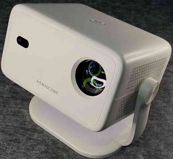 Домашній кінотеатр Пректор MAGCUBIC L018 на 600 ANSI. Київ