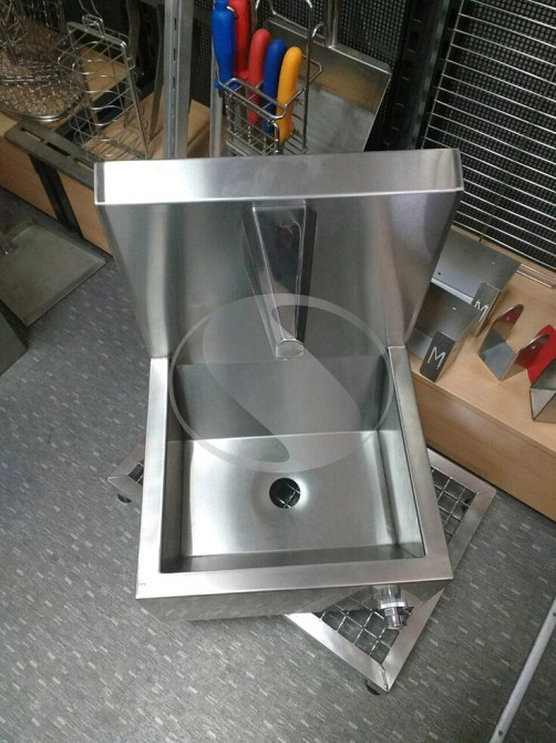 Умивальник безконтактний з клапаном Київ - фото 3