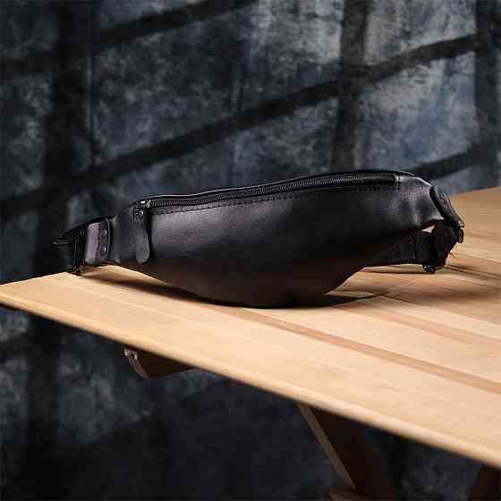 Сумка бананка для мужчин из гладкой натуральной кожи Shvigel 23134 Черный Киев