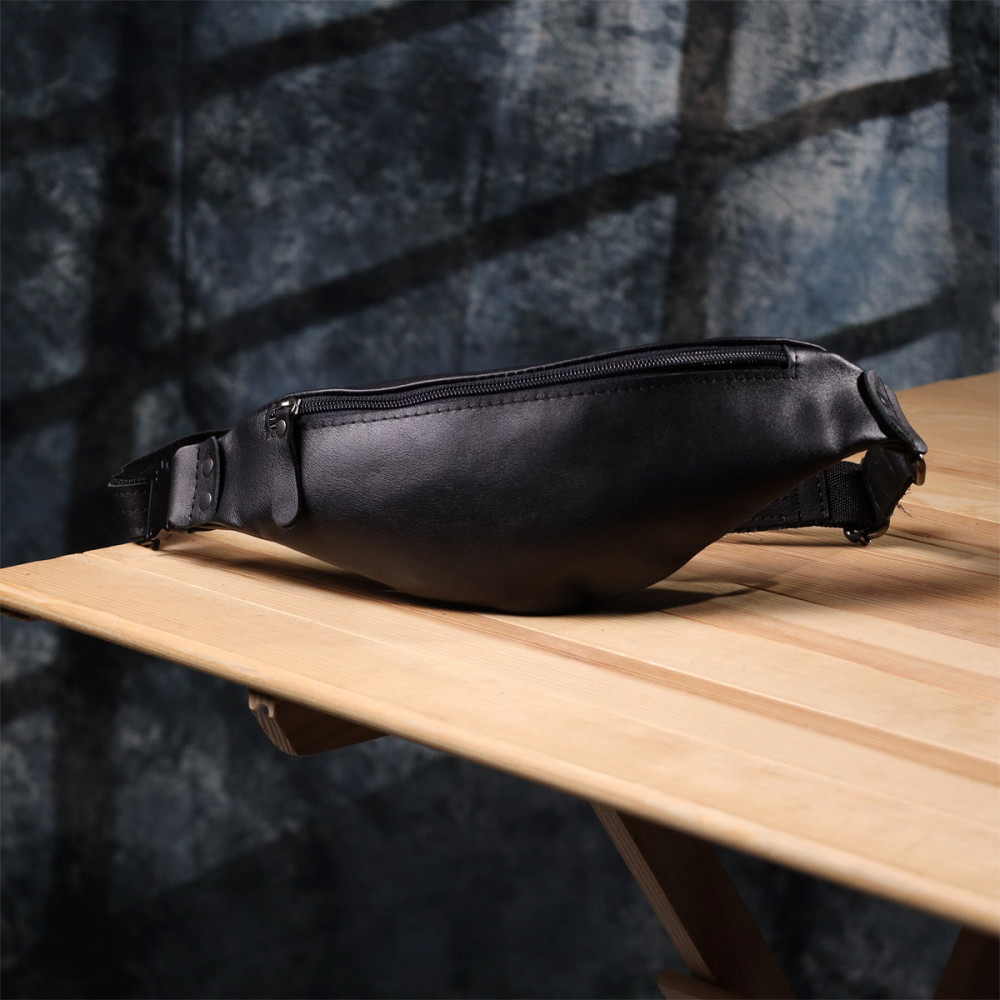 Сумка бананка для чоловіків з гладкої натуральної шкіри Shvigel 23134 Чорний Київ - фото 3