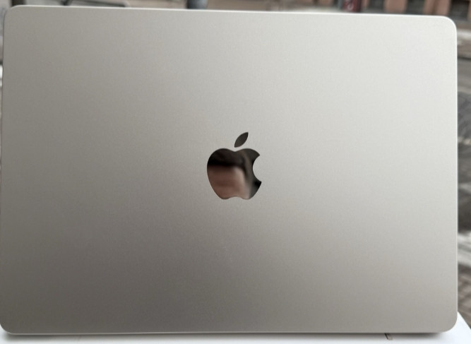Ноутбук Open Box MacBook Air 13” 2024 M3 8/256gb Starlight Київ - фото 4