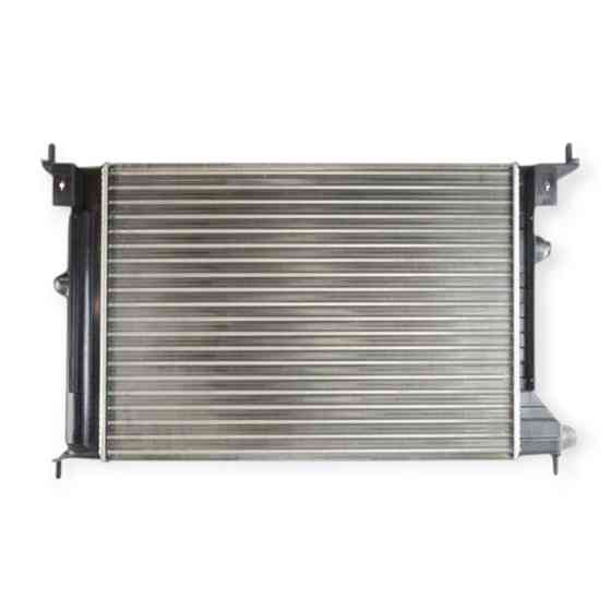 Радиатор двигателя Opel Vectra B 1.6-2.0i (95-03) охлаждения Мукачево