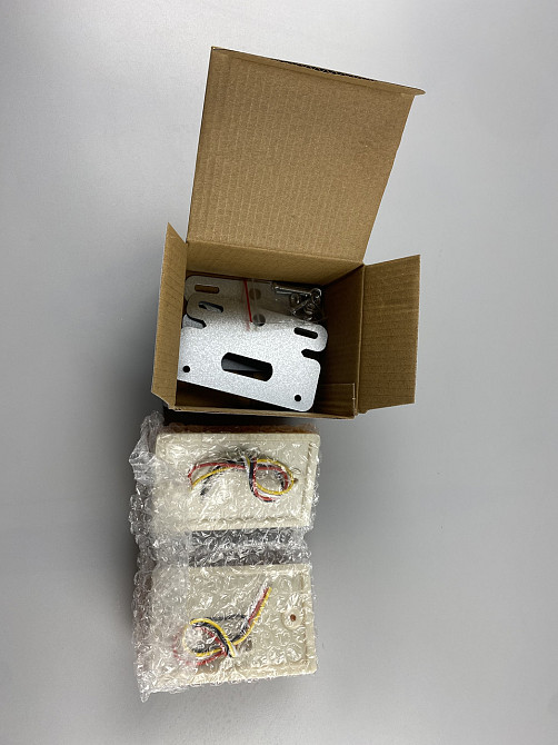 Ліхтар габаритний світлодіодний LED з кріпленням бічний, фари автомобільні габаритні 24V IP67 жовті 2шт Мукачево - фото 9