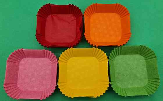 Тартолетка для кексів"Квадратна мікс"(58,5*58,5*21,5) (100шт)/К-58,5/ (1 уп.) Харків